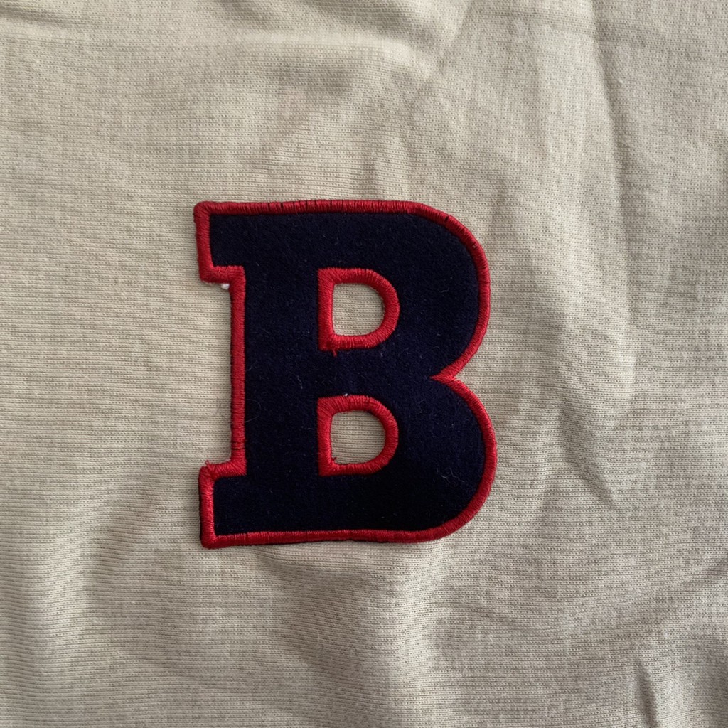 PATCH BORDIR BAJU / CELANA HURUF B