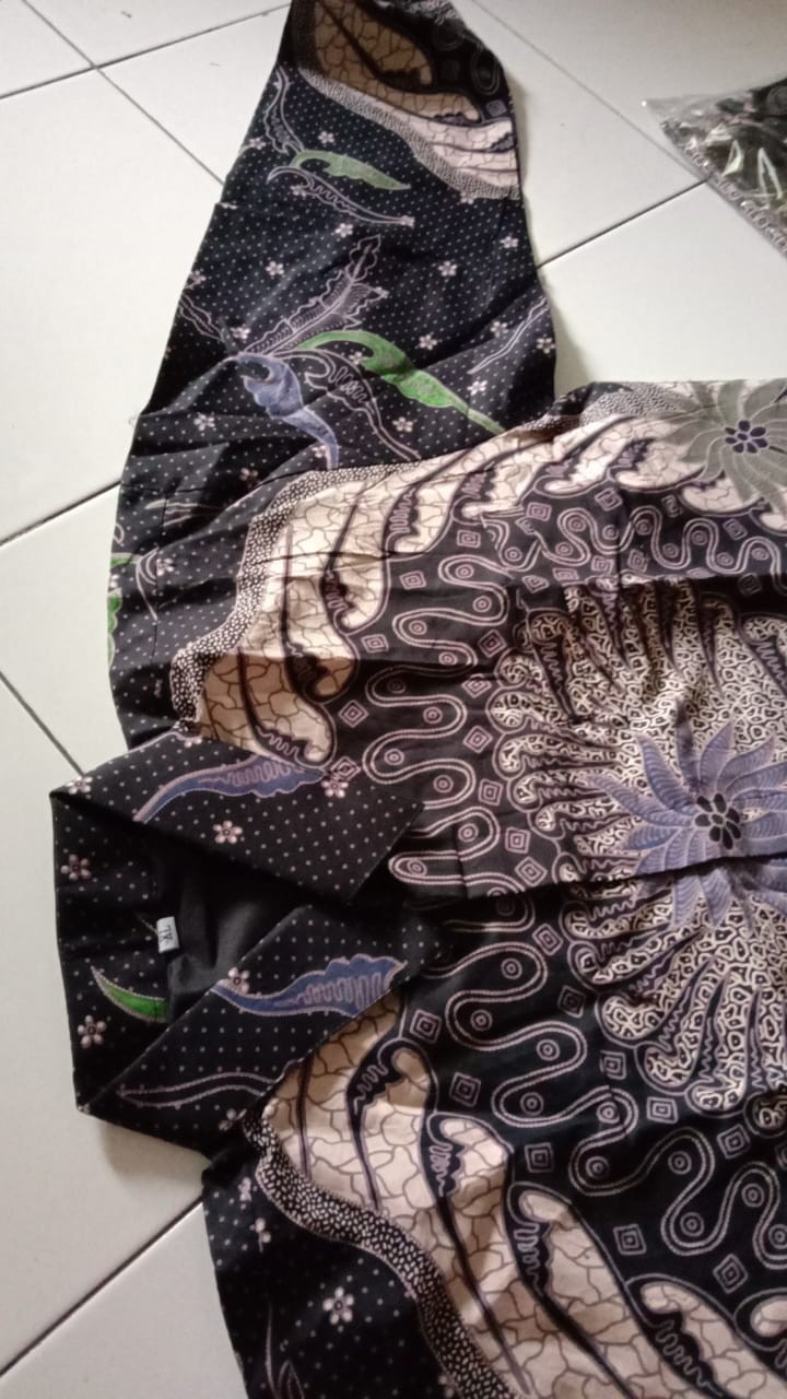 Wisanggeni Kemeja Batik Pria Lengan Pendek Full Furing By Dewo