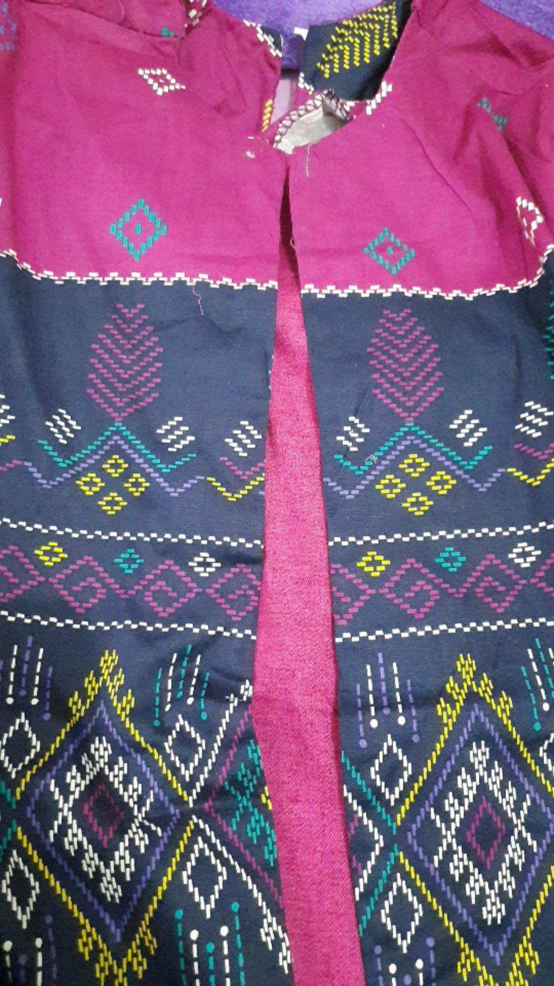 Shiori Blouse Batik Wanita Lengan Panjang Outer Dan Inner Menyatu Motif Etnik