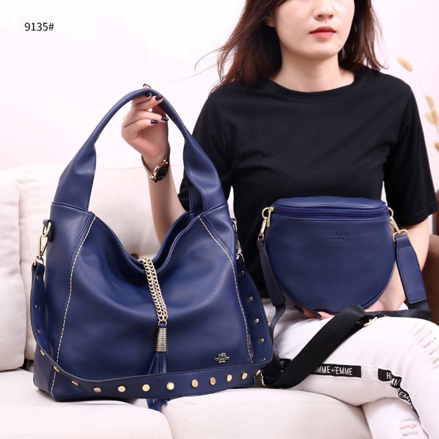 TAS IMPORT MURAH WANITA. Tas wanita coach Hobo Sling Bag