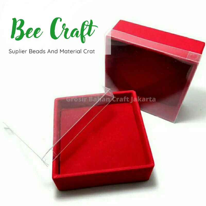 

Kotak box bludru kemasan ukuran 10x10