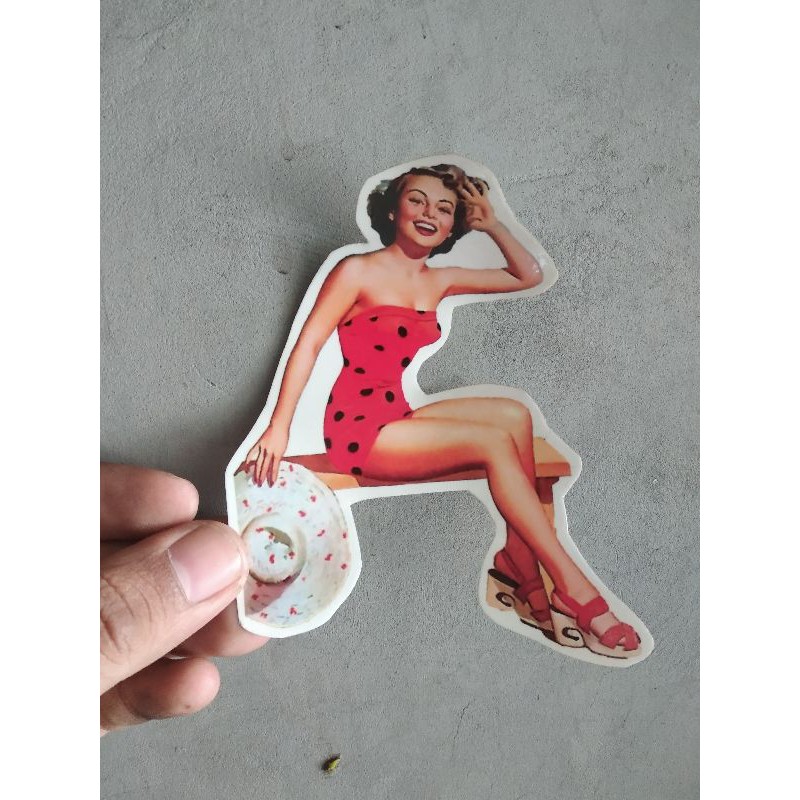 

Stiker pin up girl transparan kode 011