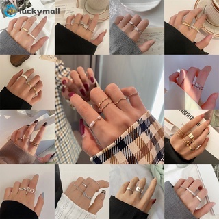 Set Perhiasan Cincin Bentuk Kupu-Kupu Geometris Aksen Mutiara Model Hollow Warna Emas Perak Untuk Wanita