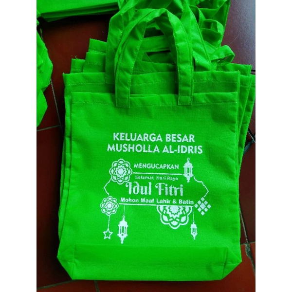 

Goody Bag Tas Syukuran Tas Souvenir 30 x 35 cm Serbaguna