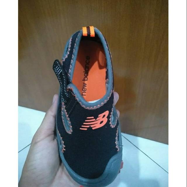 NEW BALANCE KIDS CRUISER SANDAL SEPATU