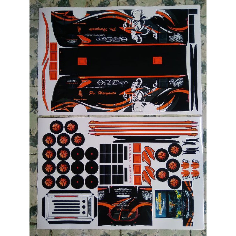 Lembaran Papercraft Bus Po. Haryanto 069 Black Bee's JB3+ Voyeger Skala 1:35
