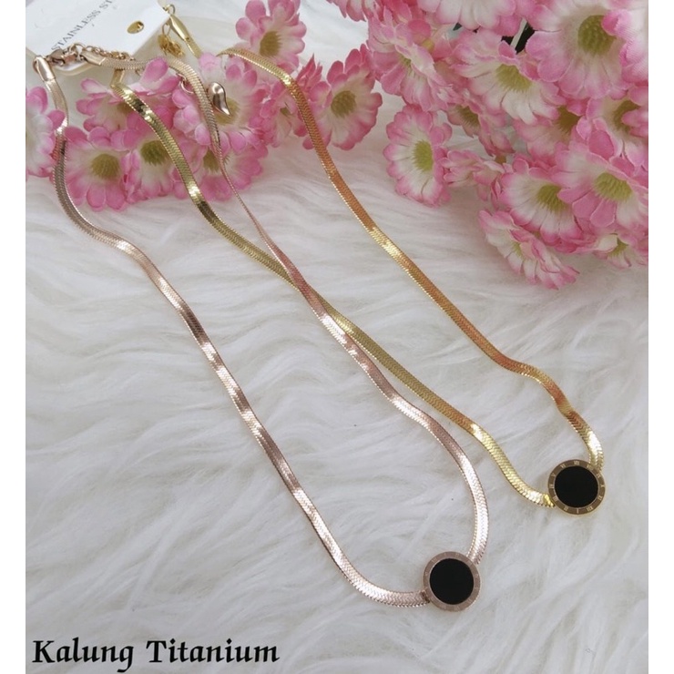 kalung titanium termurah wanita liontin bulat hitam best seller