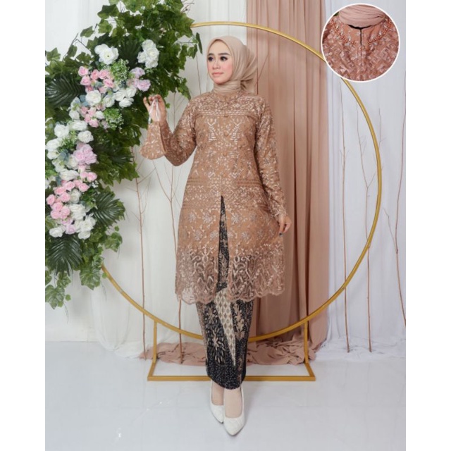 SETELAN FAYET ADEEVA - STELAN KEBAYA MODERN - SETELAN KEBAYA WISUDA - KEBAYA KONDANGAN - KEBAYA MODERN MUSLIM - KEBAYA TUNIK - KEBAYA AKAD - KEBAYA PESTA - KEBAYA PERNIKAHAN - KEBAYA TERBARU - KEBAYA CANTIK - KEBAYA TERLARIS - KEBAYA TRADISIONAL - KEBAYA