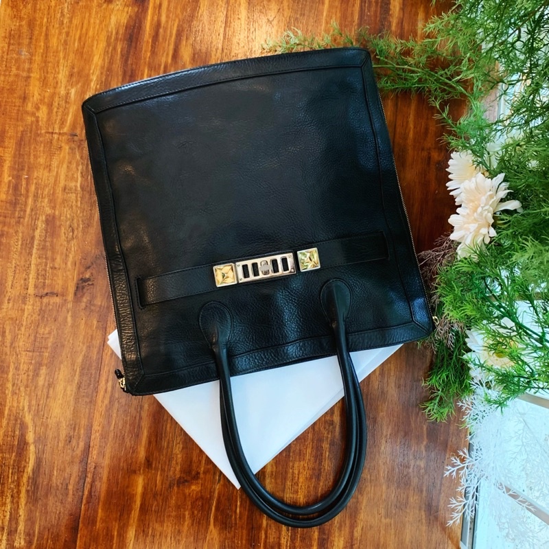 preloved tas proenza tote authentic original ori second bekas PL hitam
