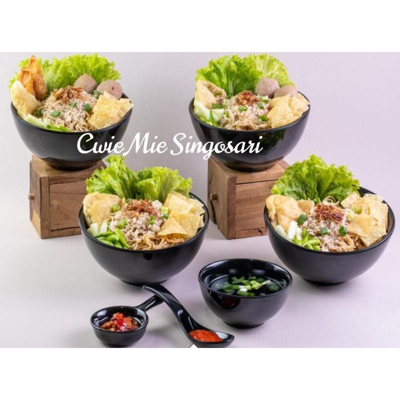 

Cwie Mie Singosari instan