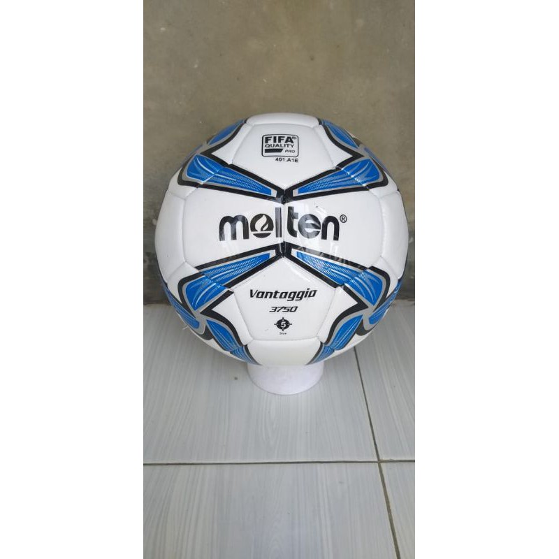 BOLA SEPAK / BOLA KAKI MOLTEN SIZE 5