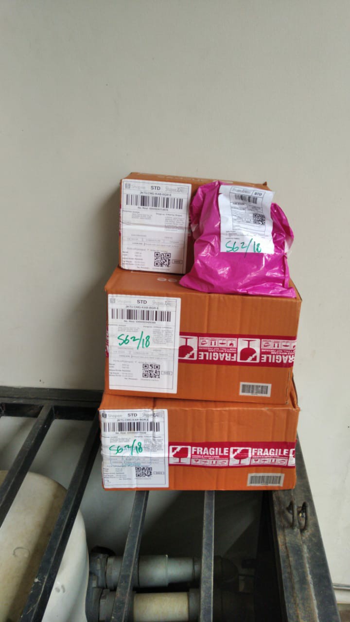 Tempat Makan 480 Ml Glasslock Oven Safe Wadah Makanan Aircap Lunch Box - Oranye