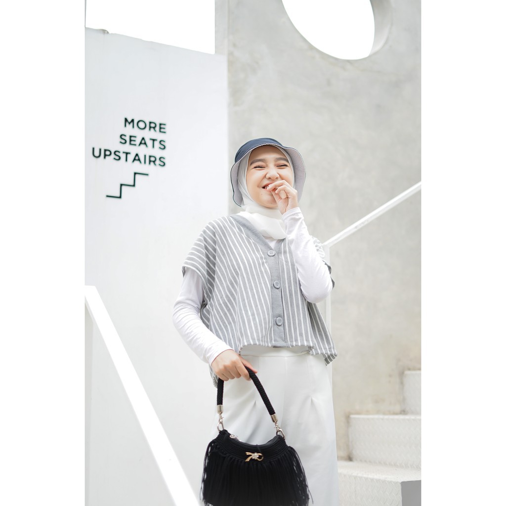 Mybamus Greta Vest Light Gray M16005