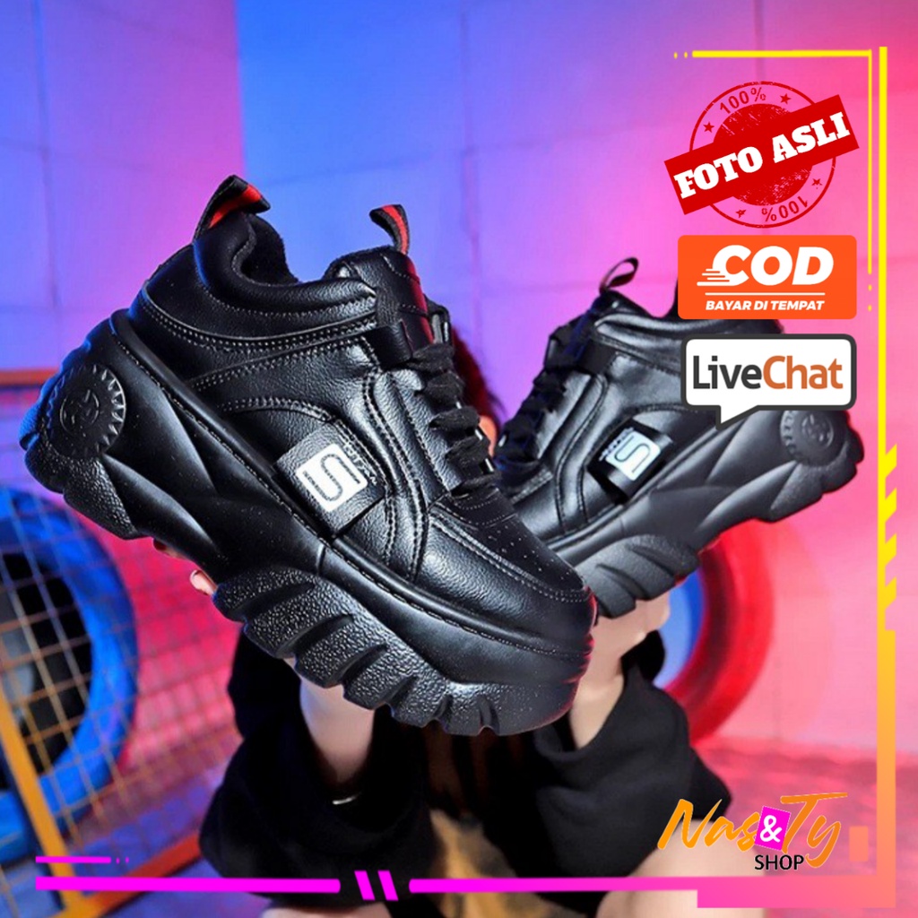 Sepatu sneakers wanita tinggi hitam putih import 896