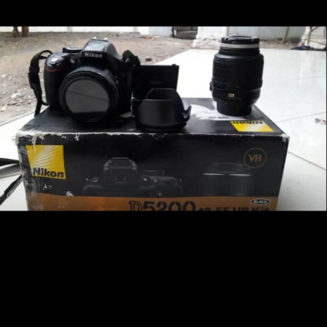 Kamera DSLR Nikon D5200