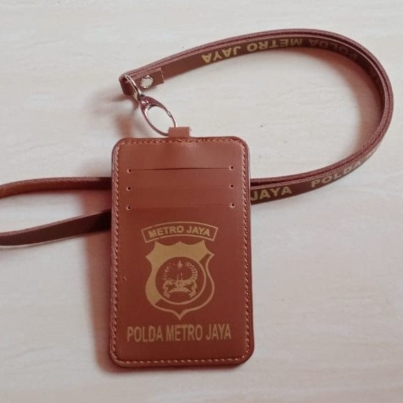 

Hemat Tali Gantungan Name Tag Id Card Logo Polda Metro Jaya Terbatas