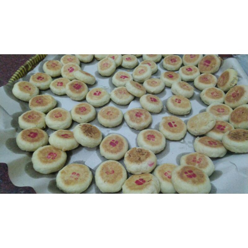

Kue Pia Khas Kalimantan