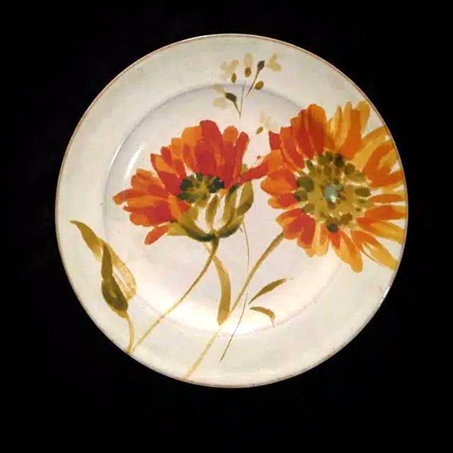 PIER FLOWER Salad Plate Piring Makan Hias Keramik ukuran PIER FLOWER Salad Plate Piring Makan Hias Keramik ukuran