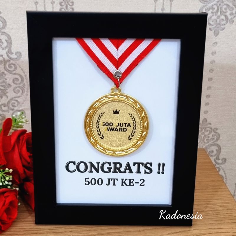 Frame Medali Custom / Hadiah Wisuda / Kado Ulang Tahun