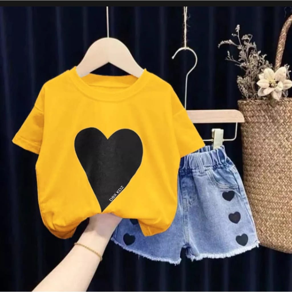 PROMO SETELAN BAJU ANAK PEREMPUAN TERBARU MOTIF LOVE/SETELAN ANAK PEREMPUAN/SETELAN LOVE ANAK PEREMPUAN/SETELAN TERBARU ANAK PEREMPUAN/PAKAIAN ANAK/SETELAN ANAK/