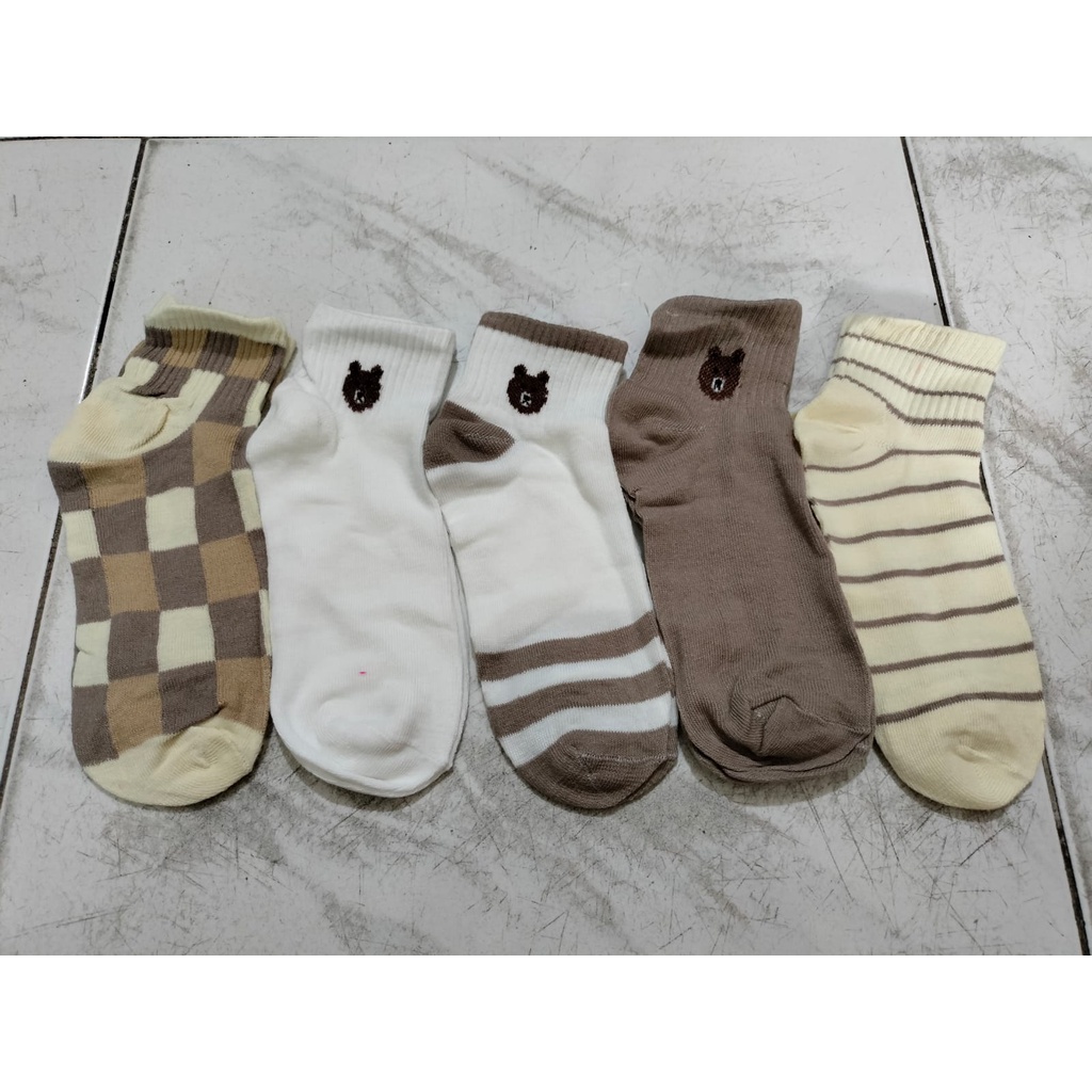 [littlecrab] Kaos Kaki Bear Chocolate Cute Women Socks Import Kaos Kaki Berkualitas Square Brown White Kaos Kaki Beruang Korean Style-1 SET COKLAT