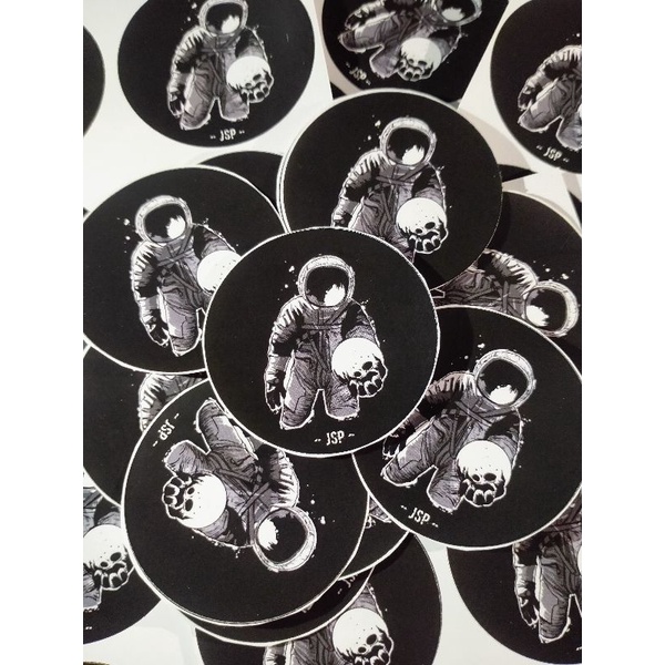 

Cetak / Print Sticker Label Vinyl A3+ DIE Cut + Kiss Cut Sesuai Pola