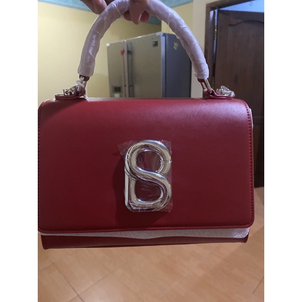 alva bag buttonscarves