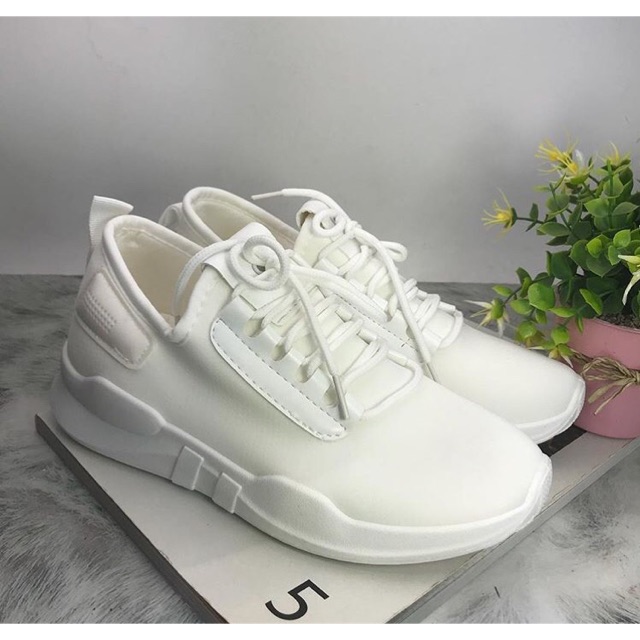 Sepatu sport fashion import realpict