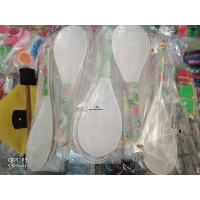 Centong nasi melamin