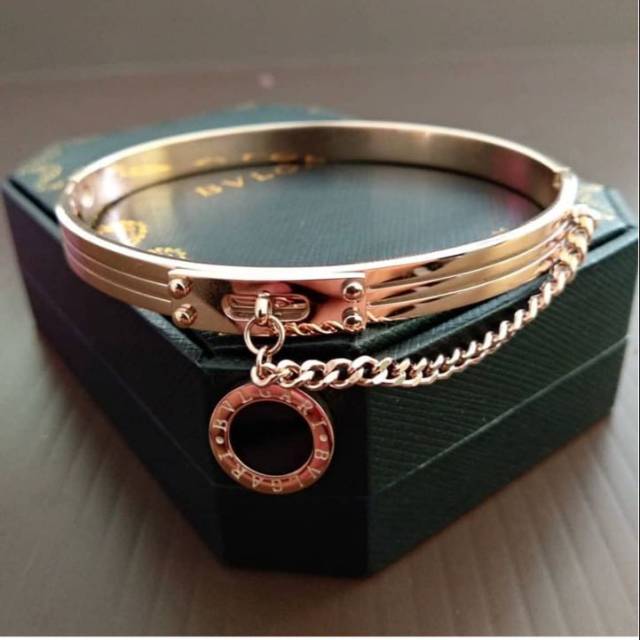 Bvlgari bangle