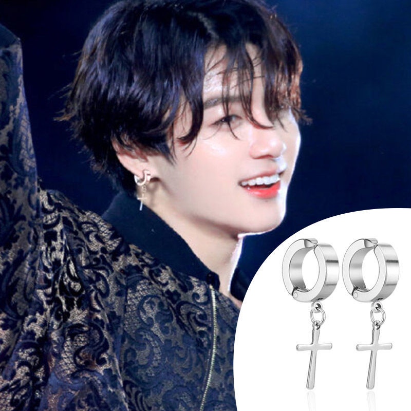1 Pc Anting Stud Anti Pudar Bentuk Bulat Salib Bahan Titanium Gaya Hip Hop Punk Untuk Pria Dan Wanita