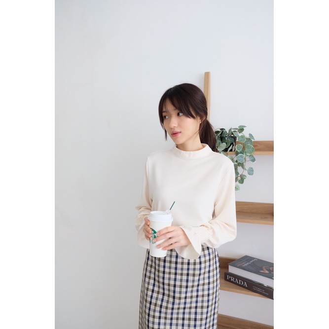 Kadaka T-0421 Blouse Semi Pleats Tangan Panjang