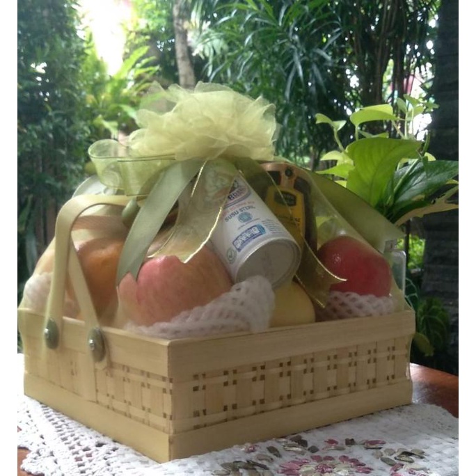 

BISA BAYAR DITEMPAT Parcel Buah Segar Pilihan DISKON