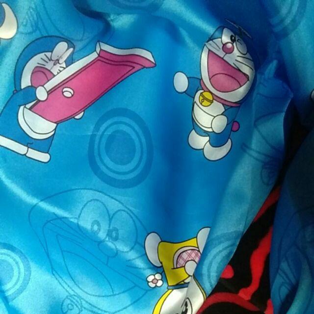 Hello Kitty Jendela