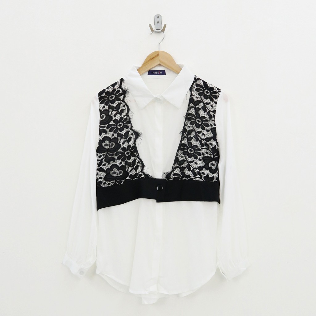 Yovee hem top lace -Thejanclothes