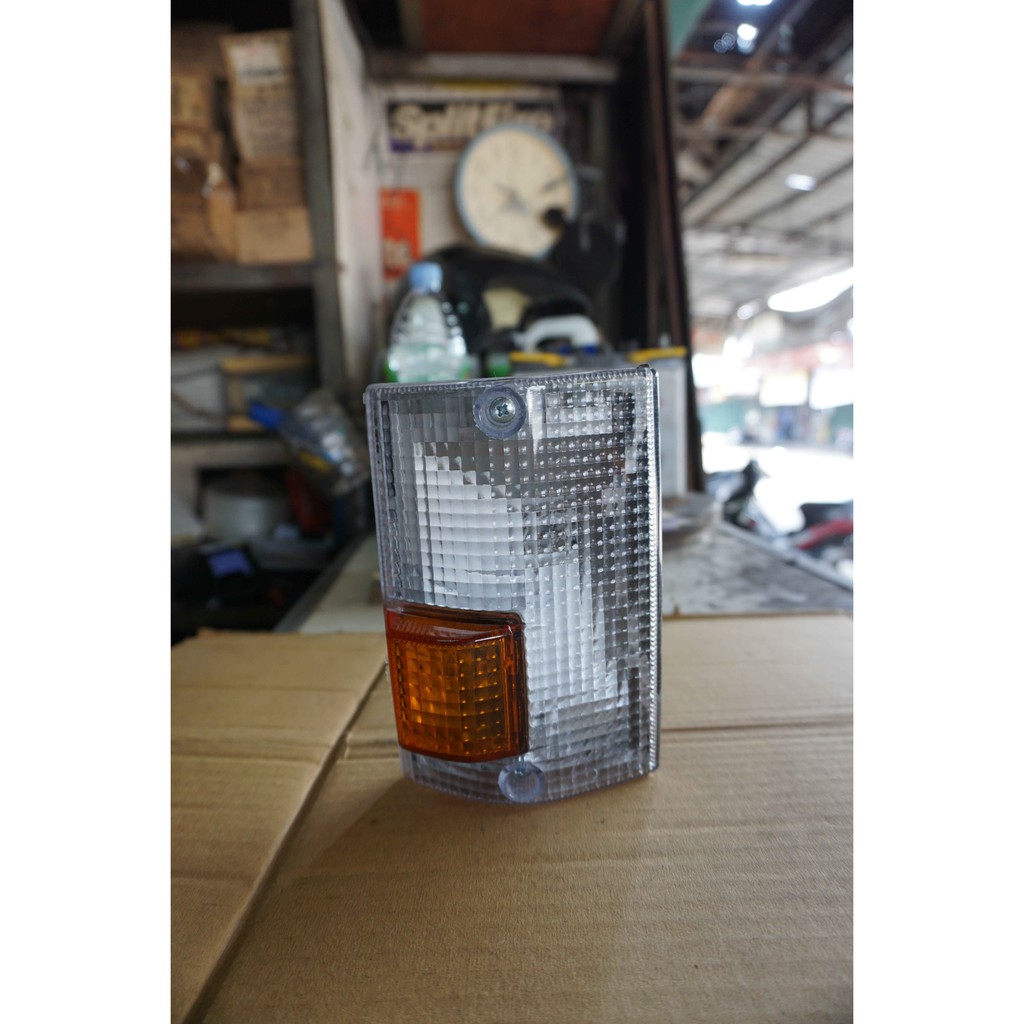 Signal Lamp/Lampu Sign Mitsubishi L300