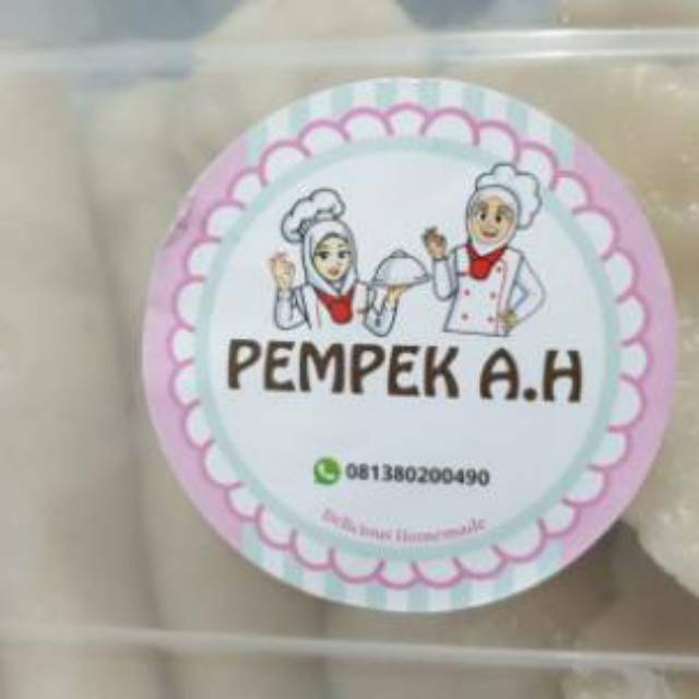 

Pempek ikan tenggiri