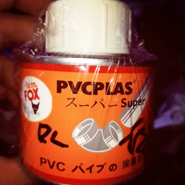 

Lem pipa isaplas