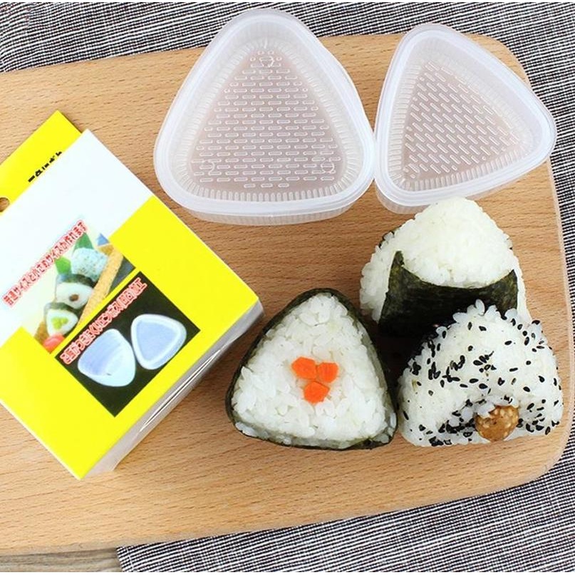 2pcs Cetakan Sushi / Onigiri / Bento Bentuk Segitiga Bahan Plastik