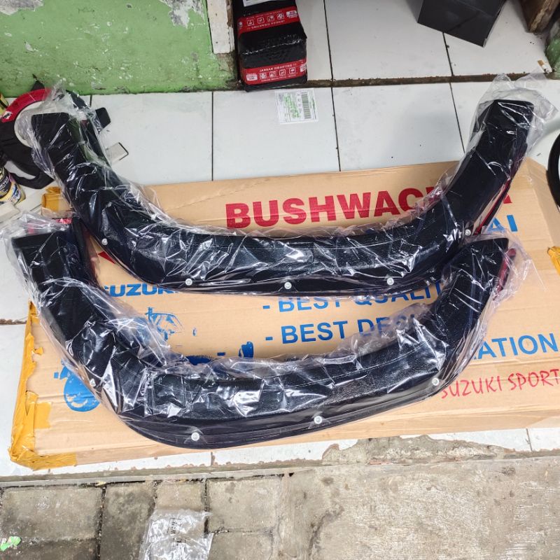FENDER BAHAN KARET FOR JIMNY KATANA MODEL KOTAK NEW
