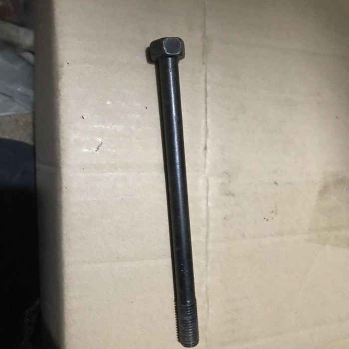 Baut Mur Cylinder Silinder Head Kop Mobil FORD LASER MAZDA 323 Copotan ori