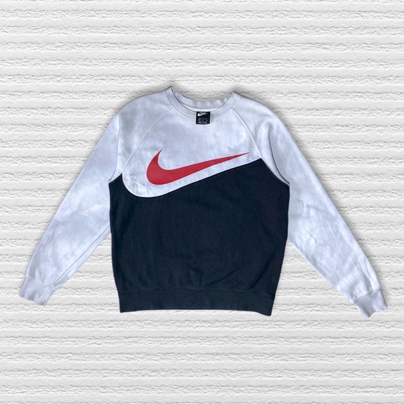 CN Nike Big Logo