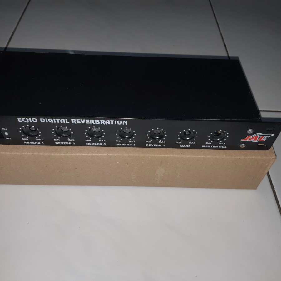 Box Echo Reverb 7 Potensio