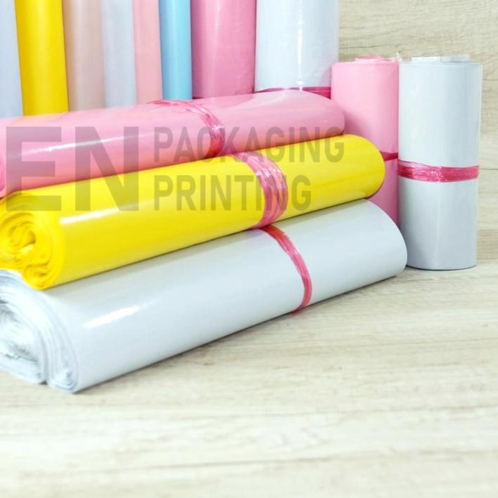 

[20x35] 100LEMBAR PLASTIK POLYMAILER PACKING ONLINE SHOP KUALITAS PREMIUM STANDARD MURAH