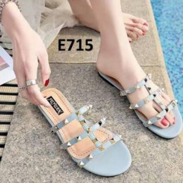 Sandal Valentino