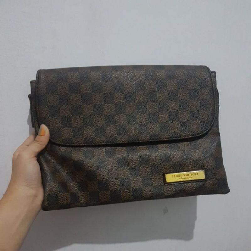 Preloved Tas LV