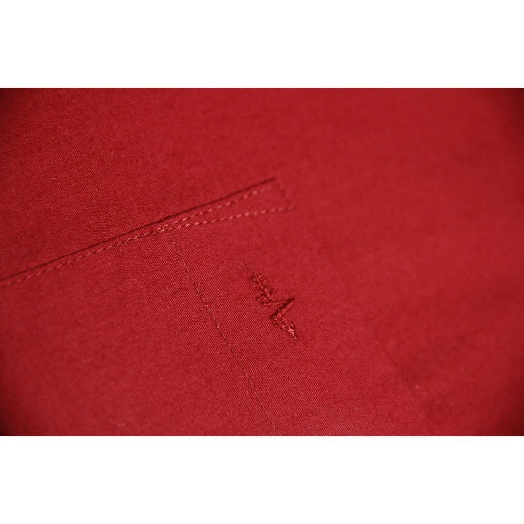 COD Kemeja Pria Lengan Panjang Arrow Reguler Fit Merah Polos 100% Original Brand