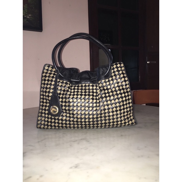 TOP HANDLE BAG TAS TENTENG TWO NINE KULIT HITAM SECOND PRELOVED