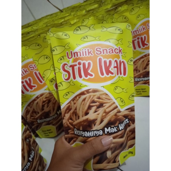 

Stik Ikan - Umiik Snack Non MSG Non Pengawet