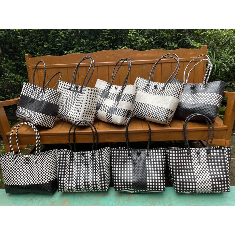 TAS ANYAMAN MONOCHROME/TAS ANYAMAN BLONG HITAM PUTIH